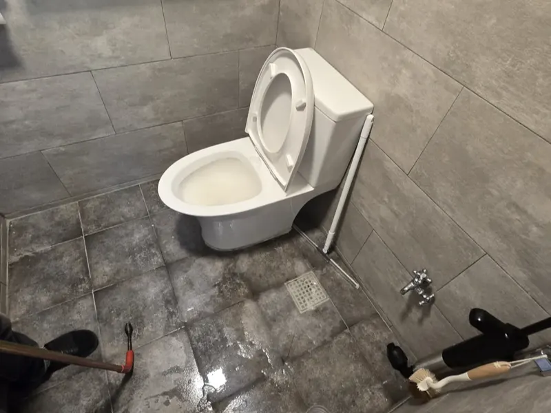 제천 변기막힘 작업사례 3
